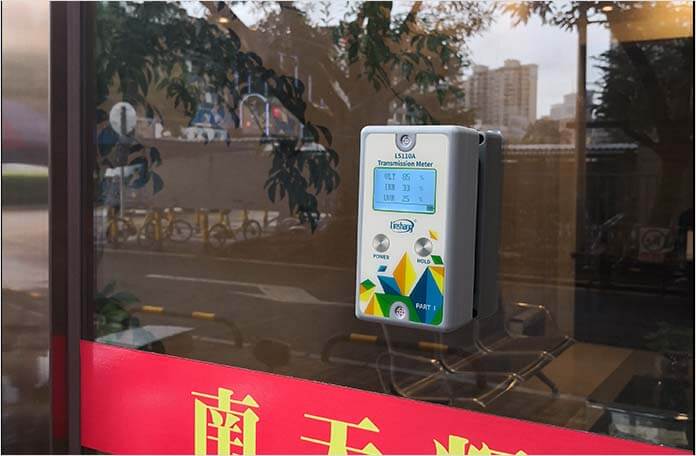 LS110A太阳膜测试仪测建筑门窗